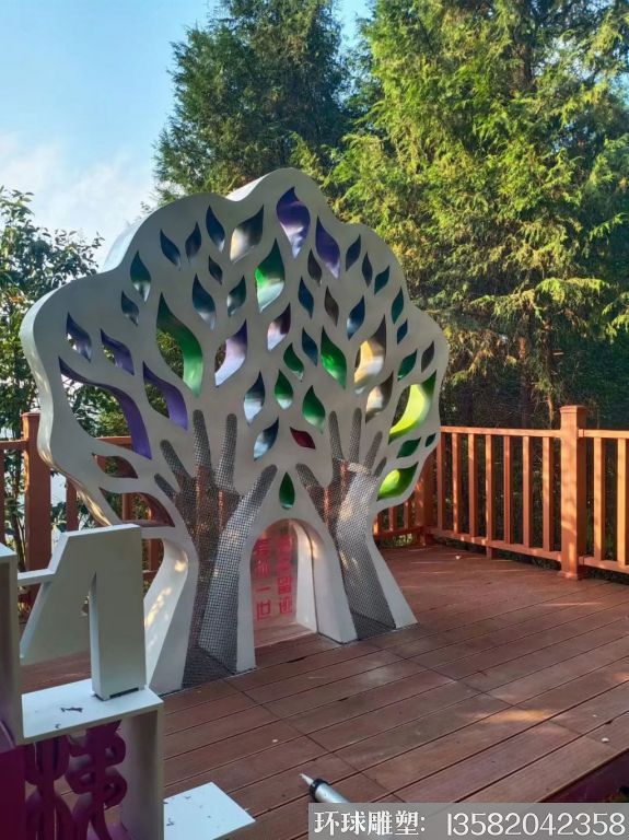 不銹鋼抽象樹雕塑2